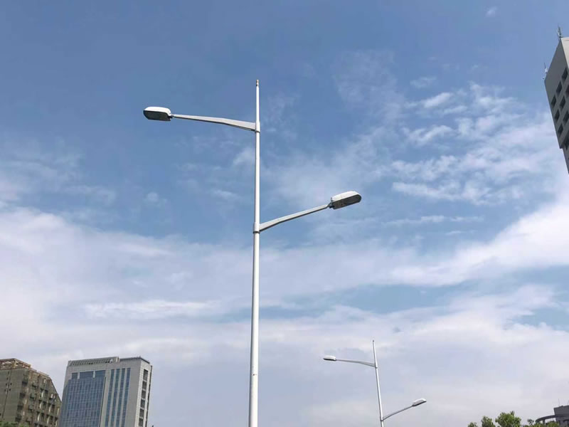 路灯杆